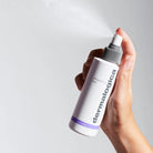 dermalogica toner ultracalming mist spray med hånd